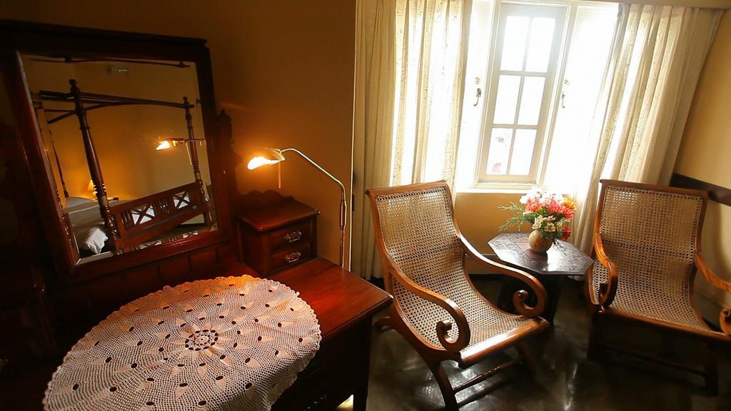 Senani Colonial Holiday Bungalow Nuwara Eliya Bilik gambar